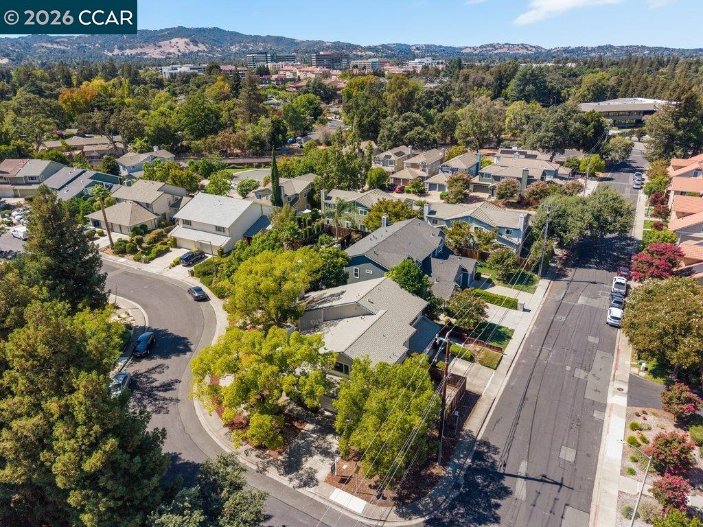 1299 Sheppard Ct