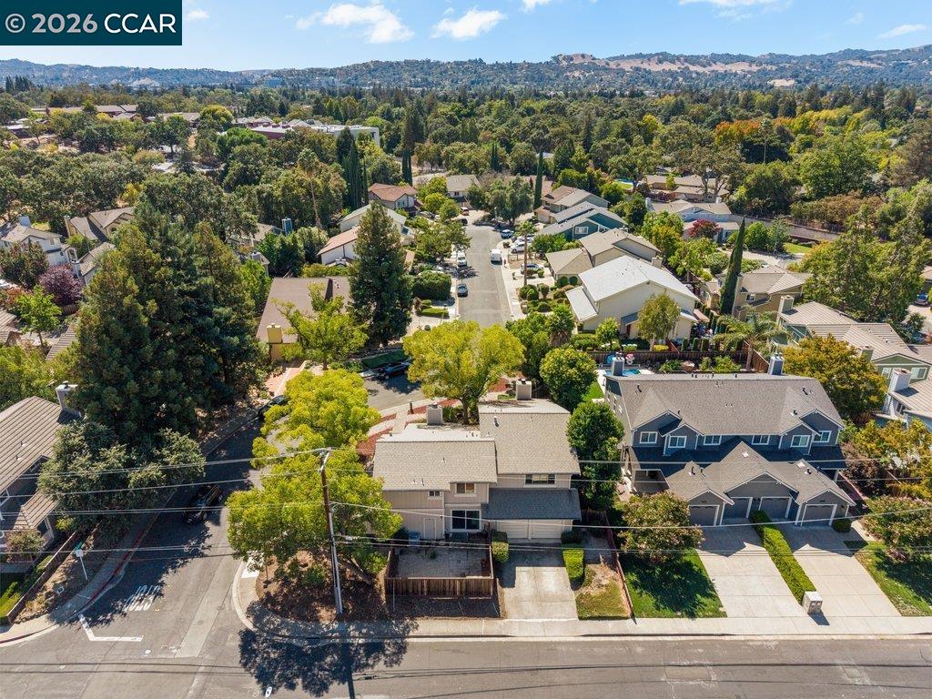 1299 Sheppard Ct