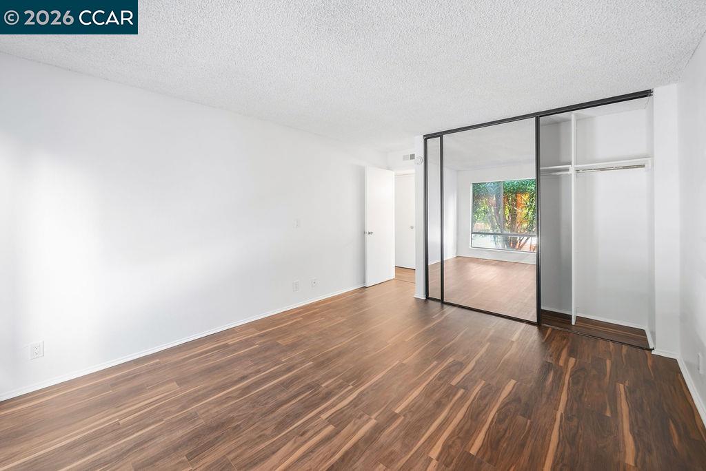 490 N Civic Dr # 102