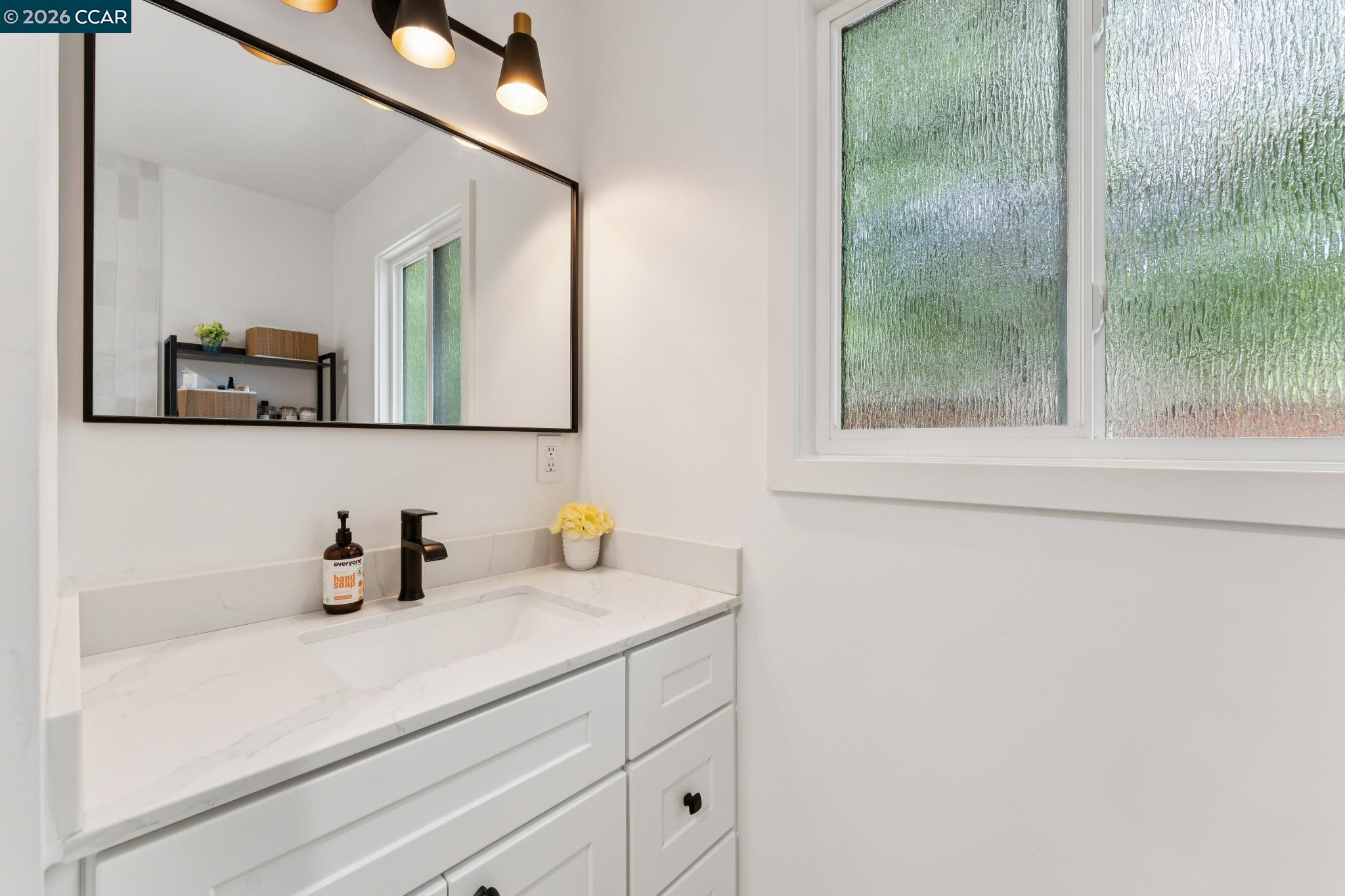 164 Lucinda Ln