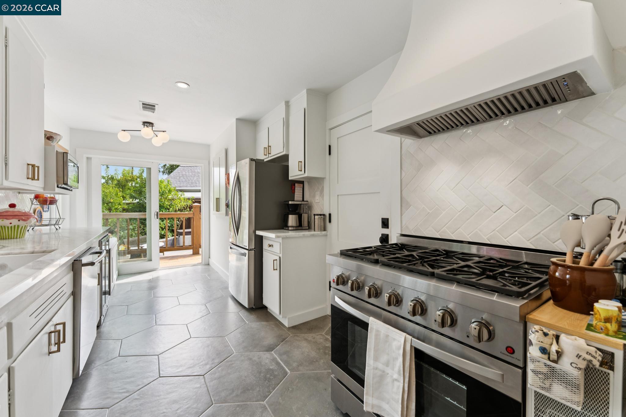 164 Lucinda Ln