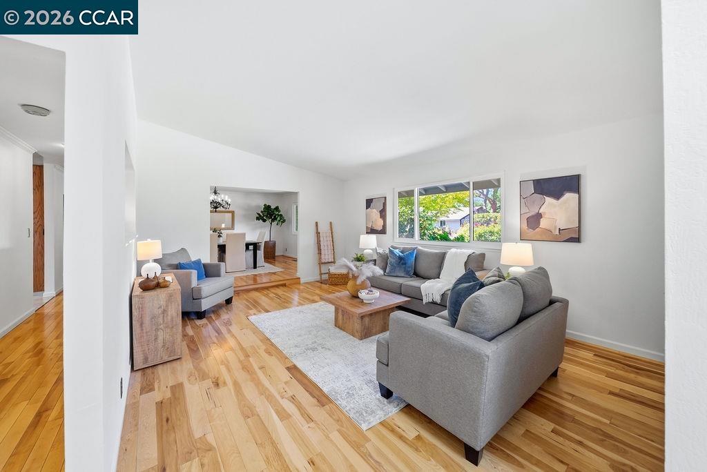 555 Kismet Ct