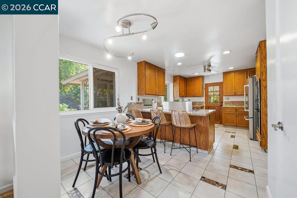 555 Kismet Ct