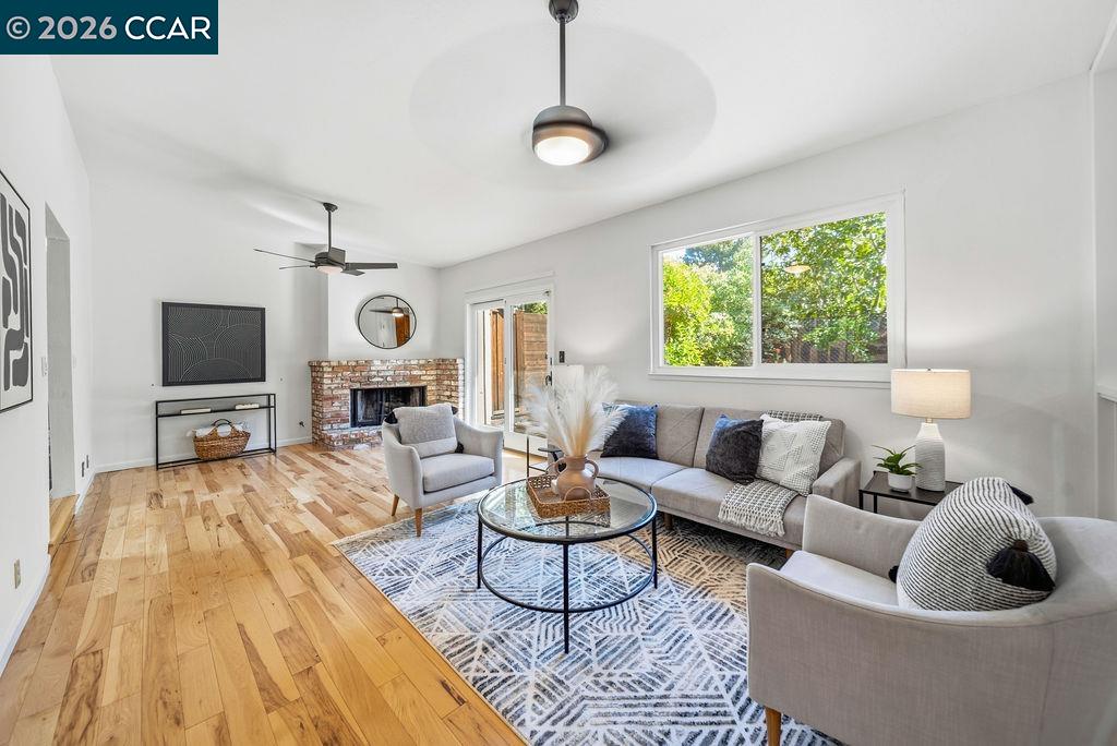 555 Kismet Ct