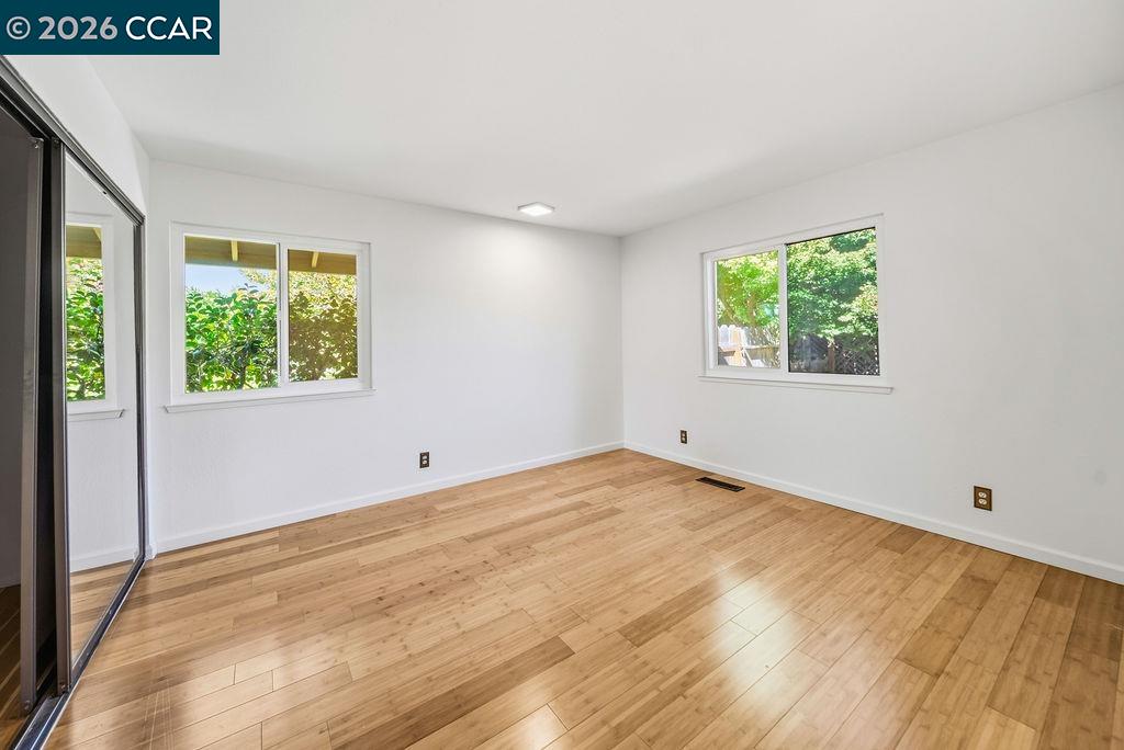 555 Kismet Ct
