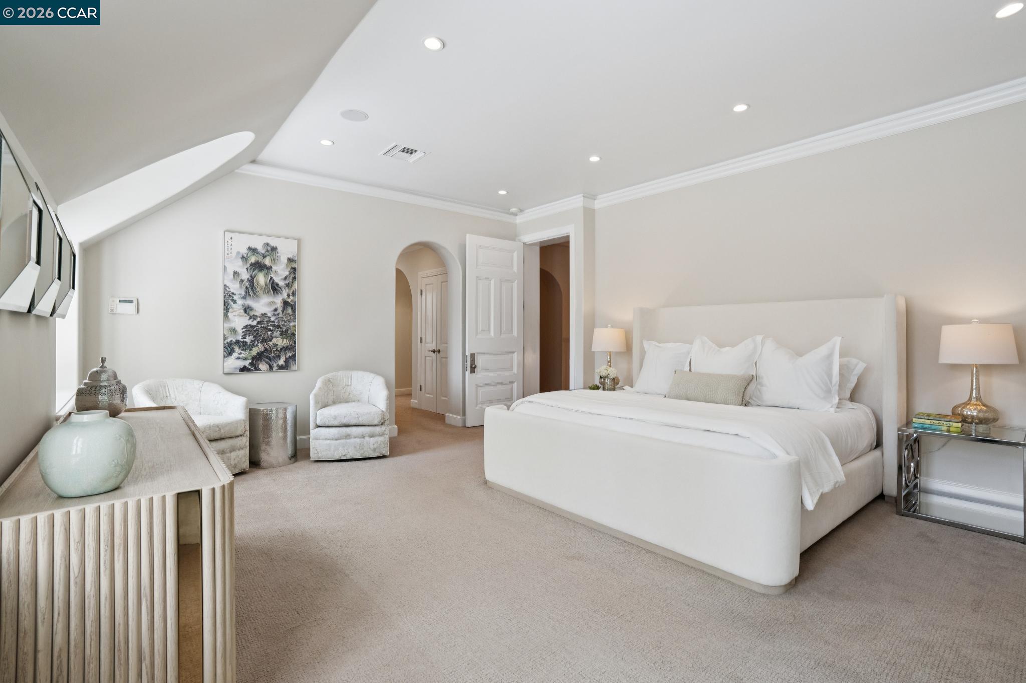 1232 Rose Ln