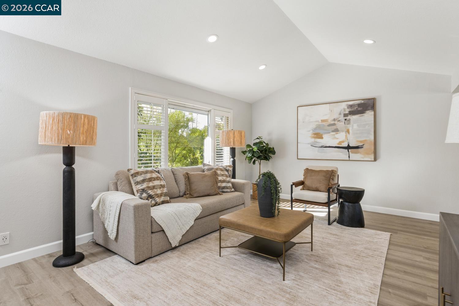 2225 Sierra Ct