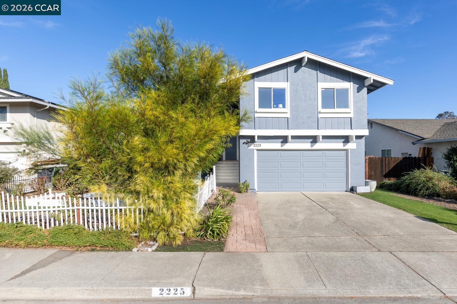 2225 Sierra Ct