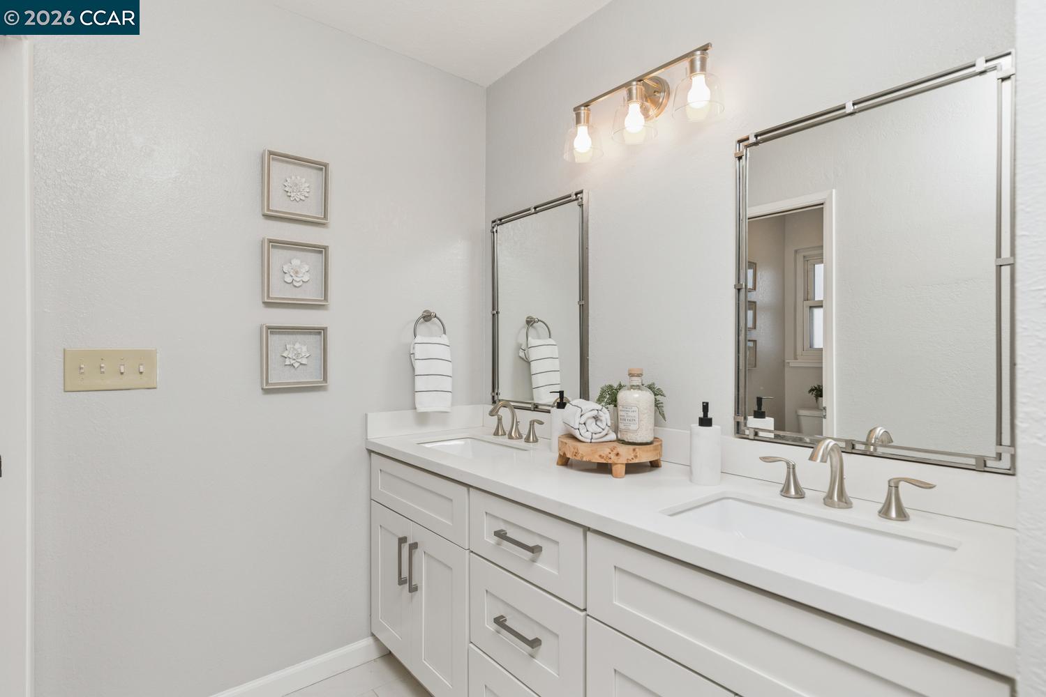 2225 Sierra Ct