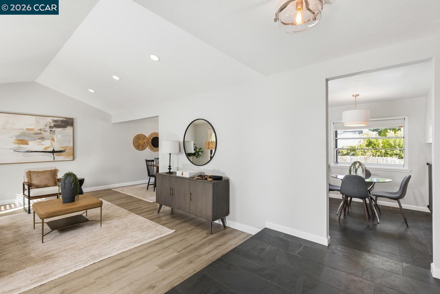 2225 Sierra Ct
