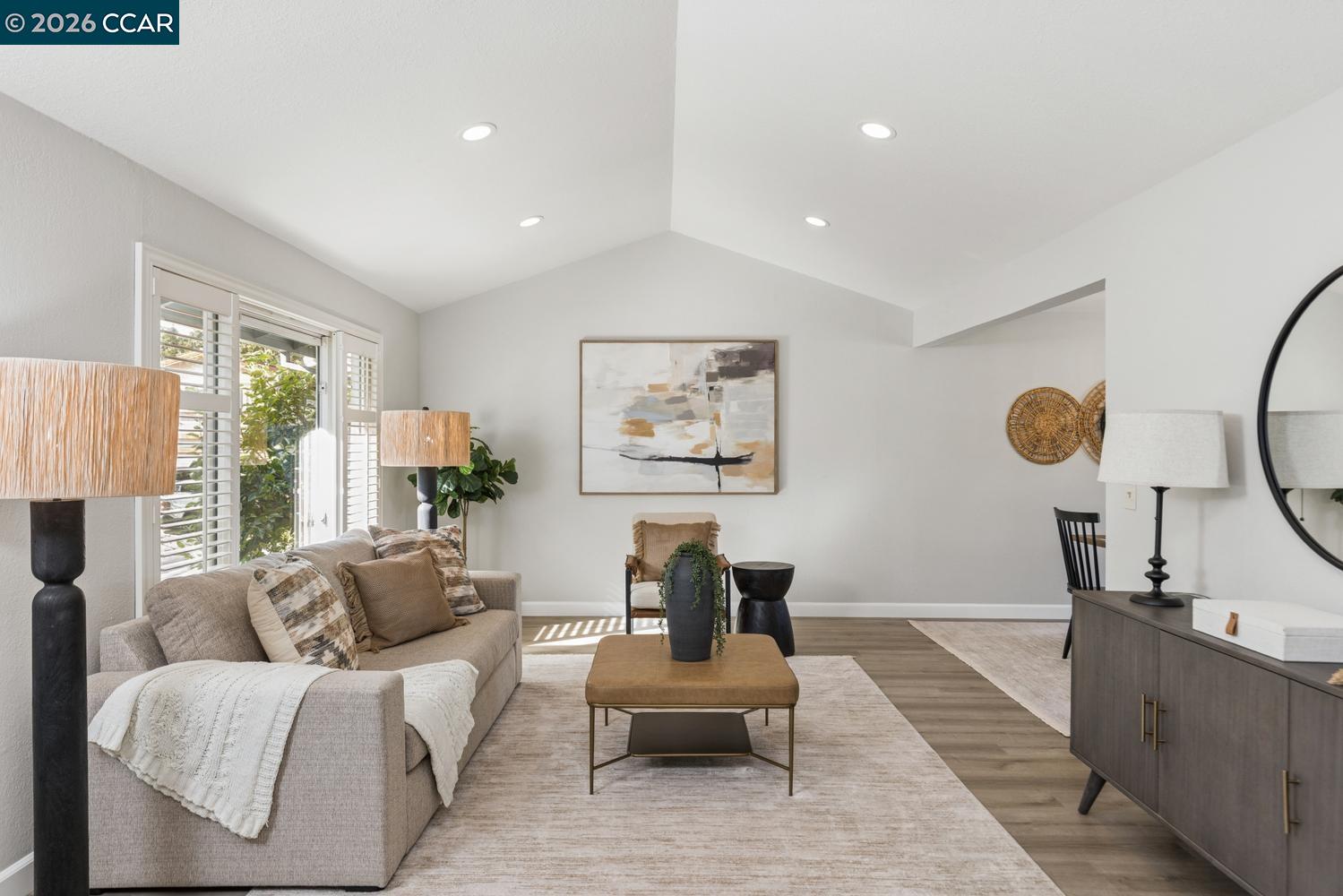 2225 Sierra Ct
