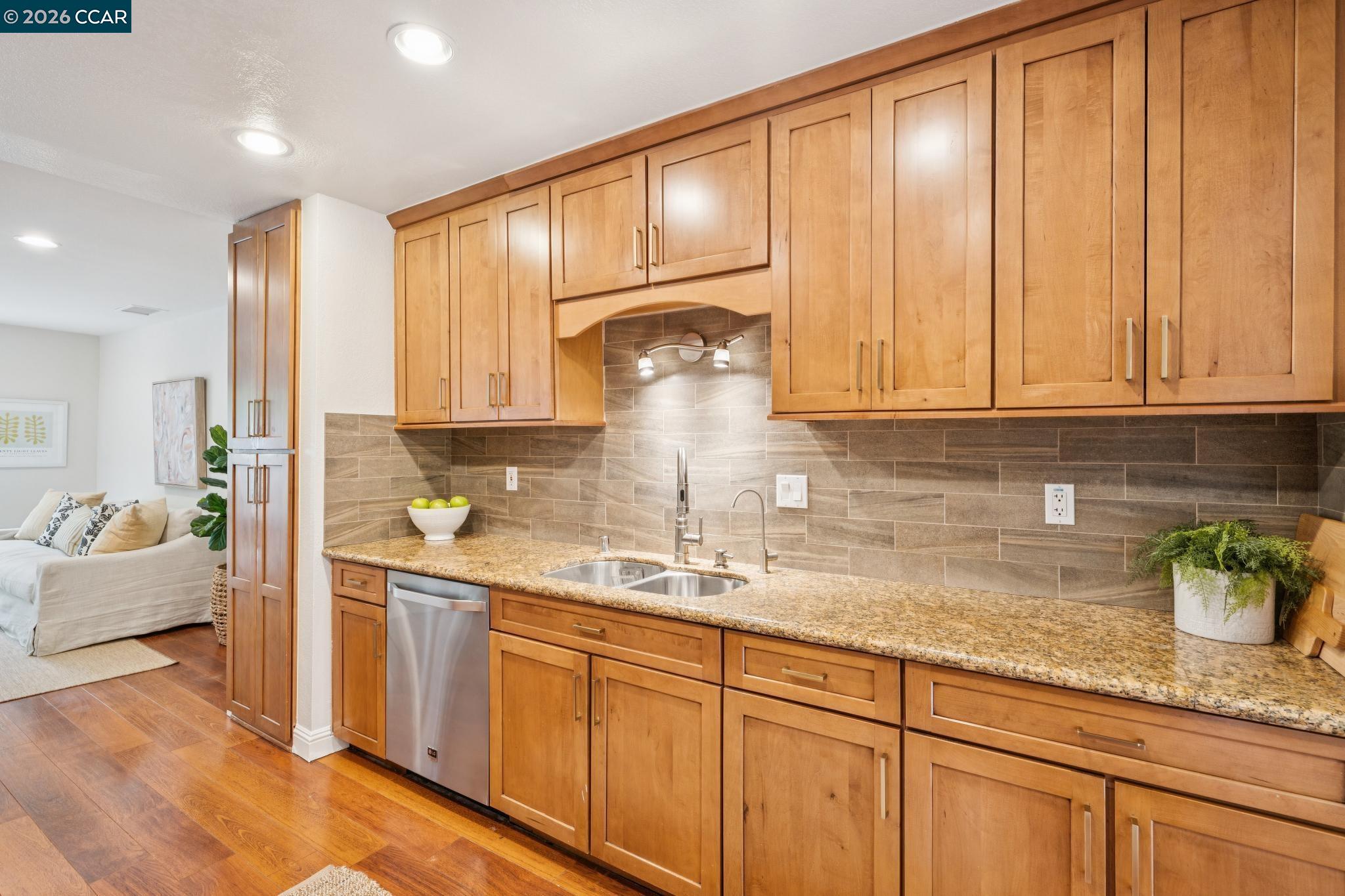 262 Paseo Bernal