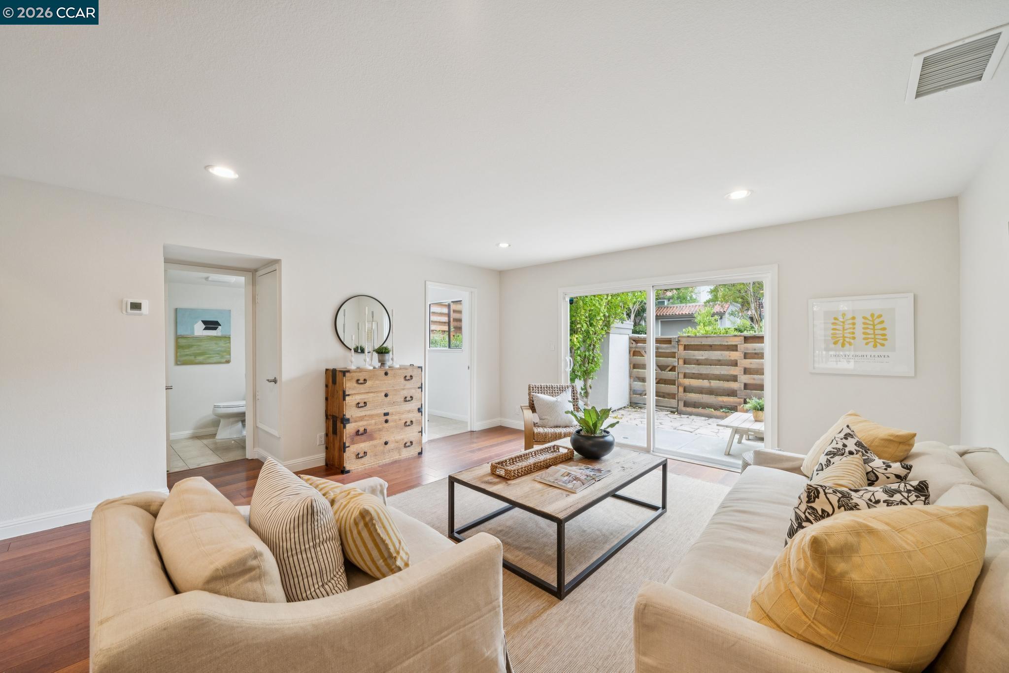 262 Paseo Bernal