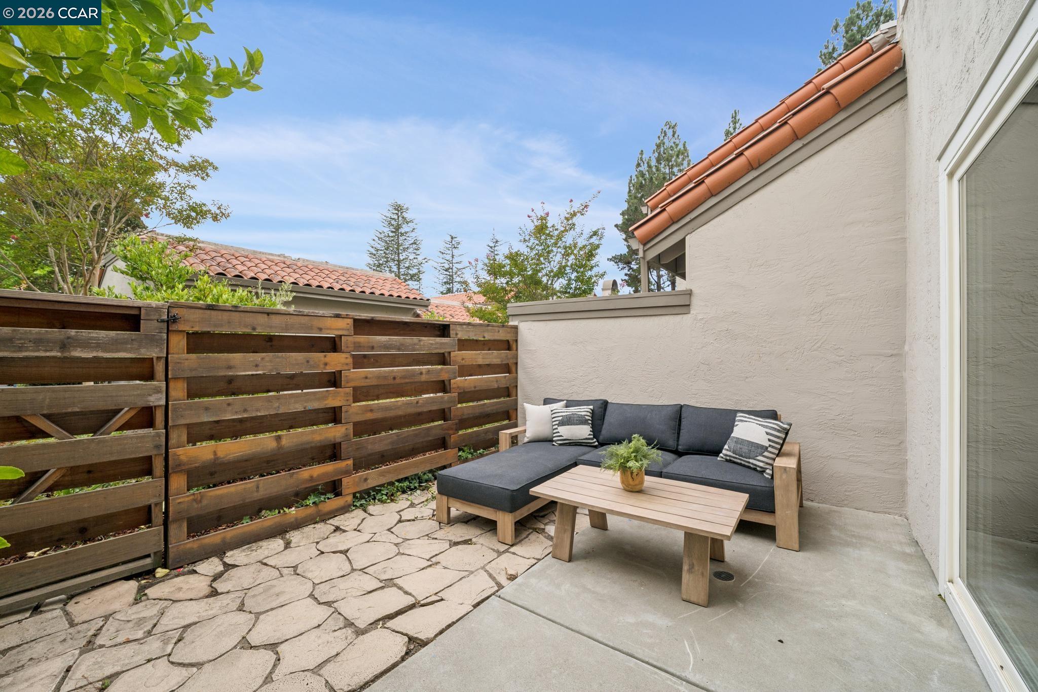 262 Paseo Bernal