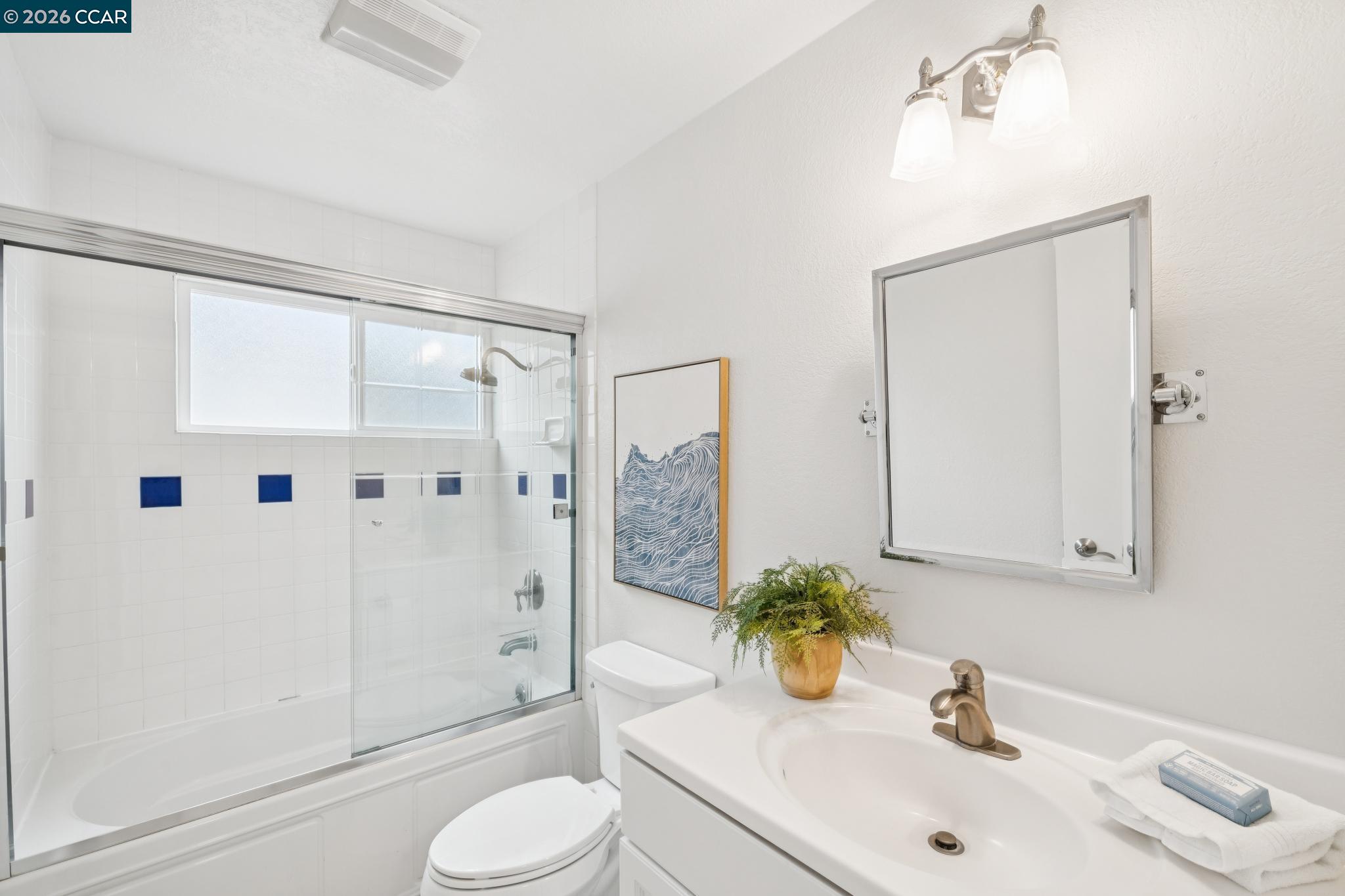 262 Paseo Bernal