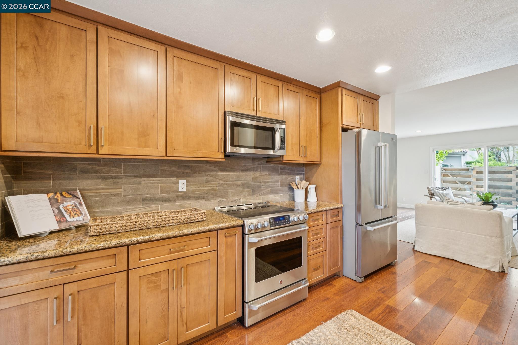 262 Paseo Bernal