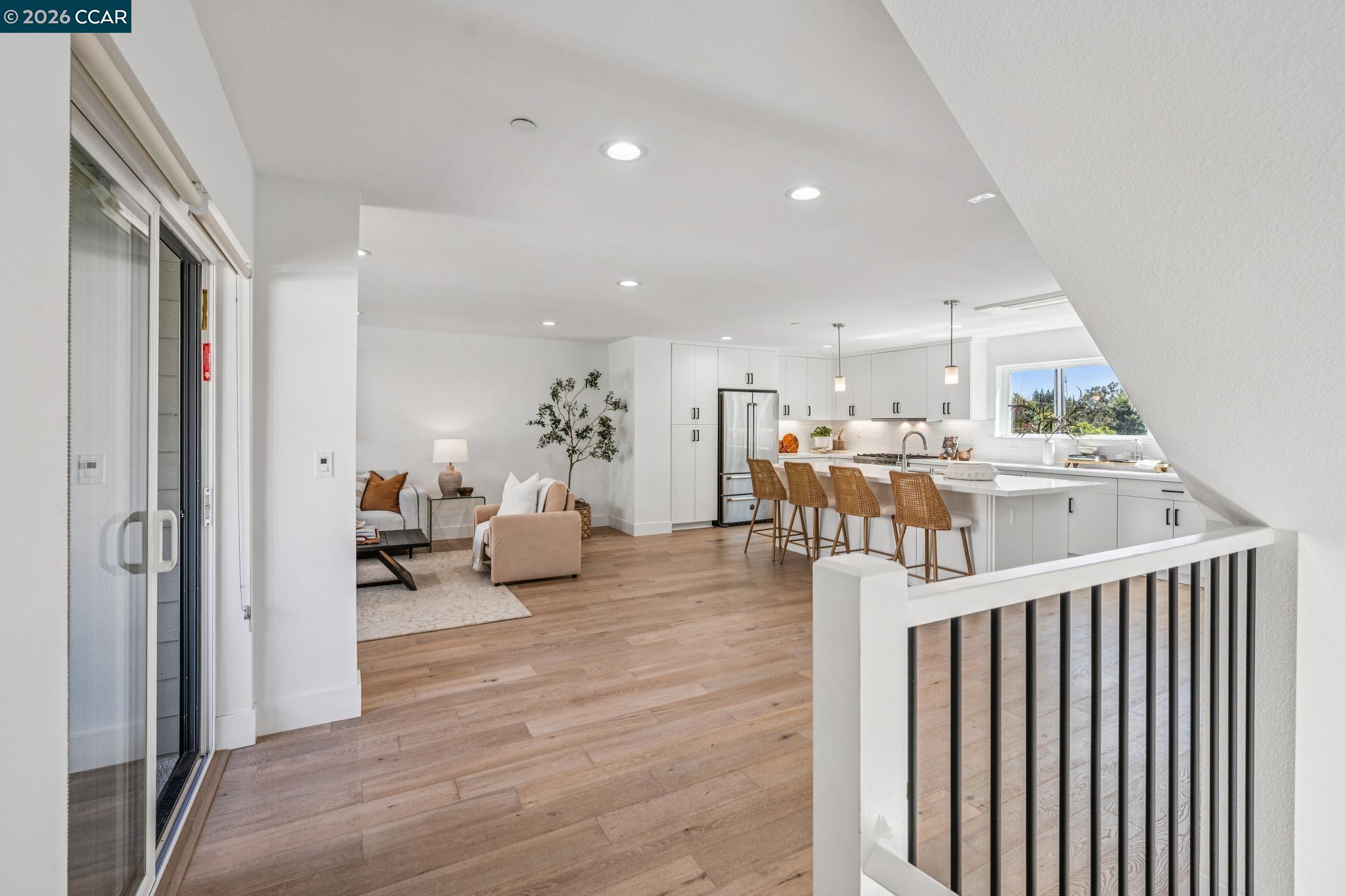 132 Pioneer Ave