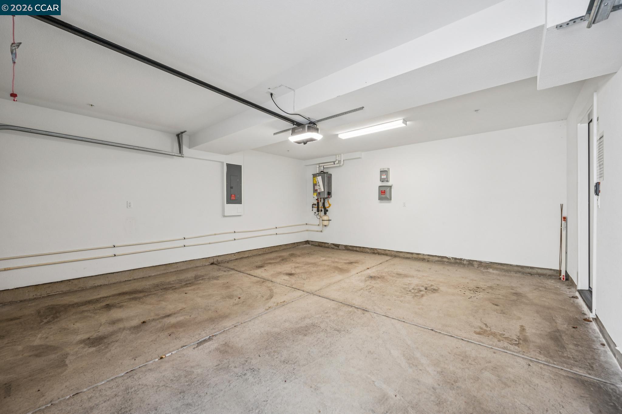 132 Pioneer Ave