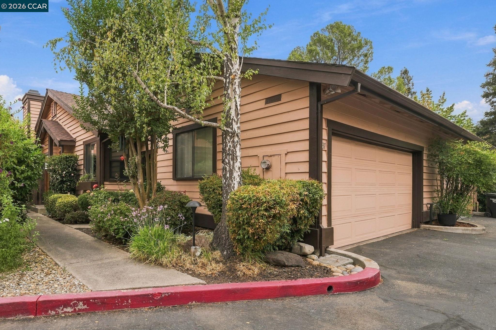 231 Charter Oak Cir