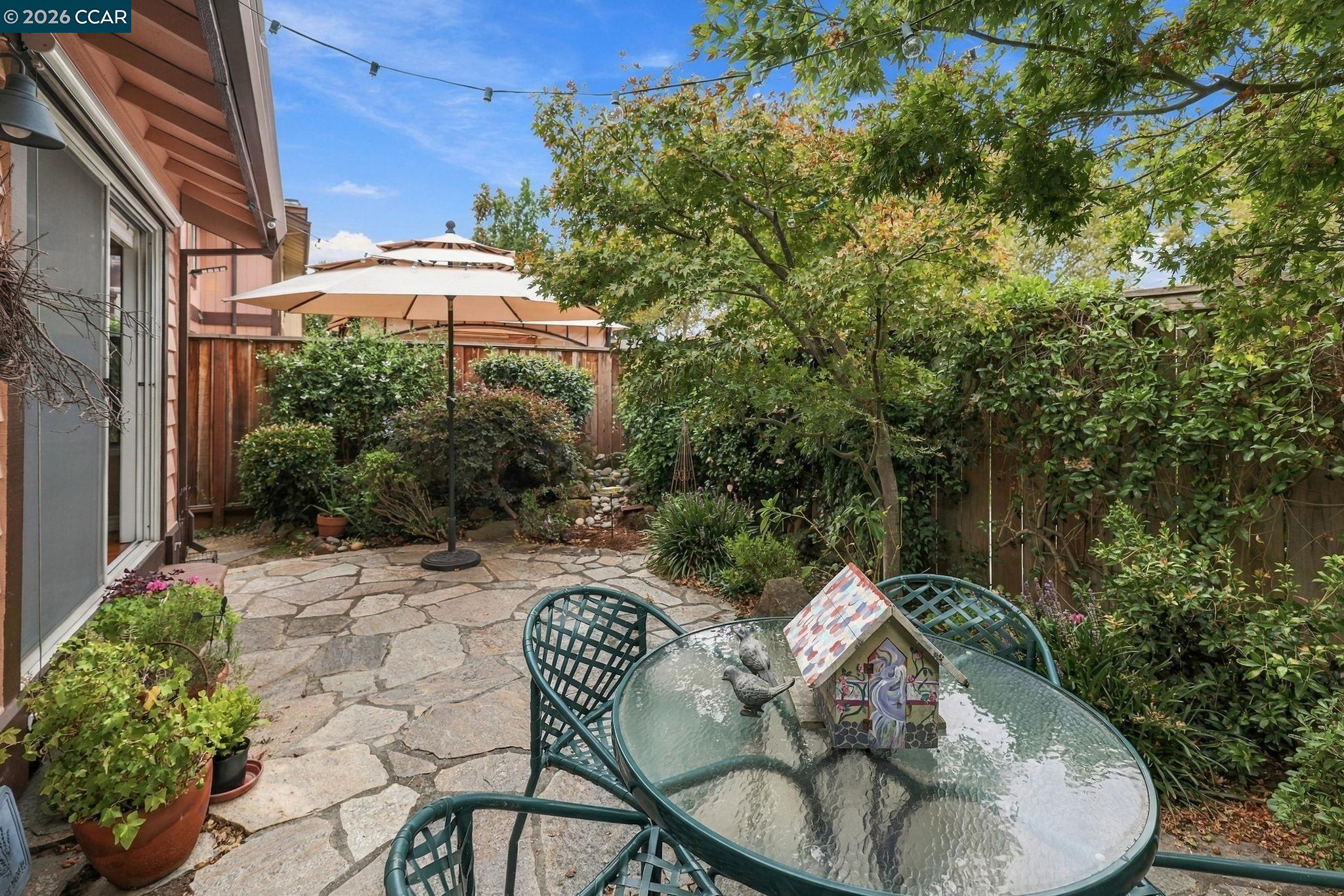 231 Charter Oak Cir