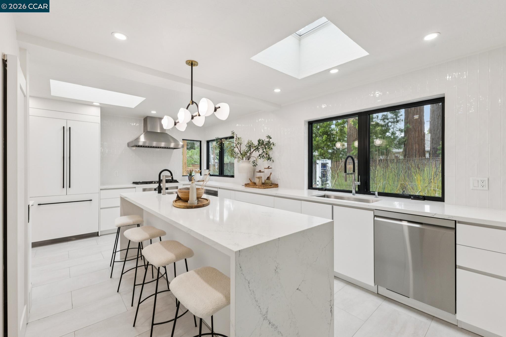 3646 Happy Valley Rd