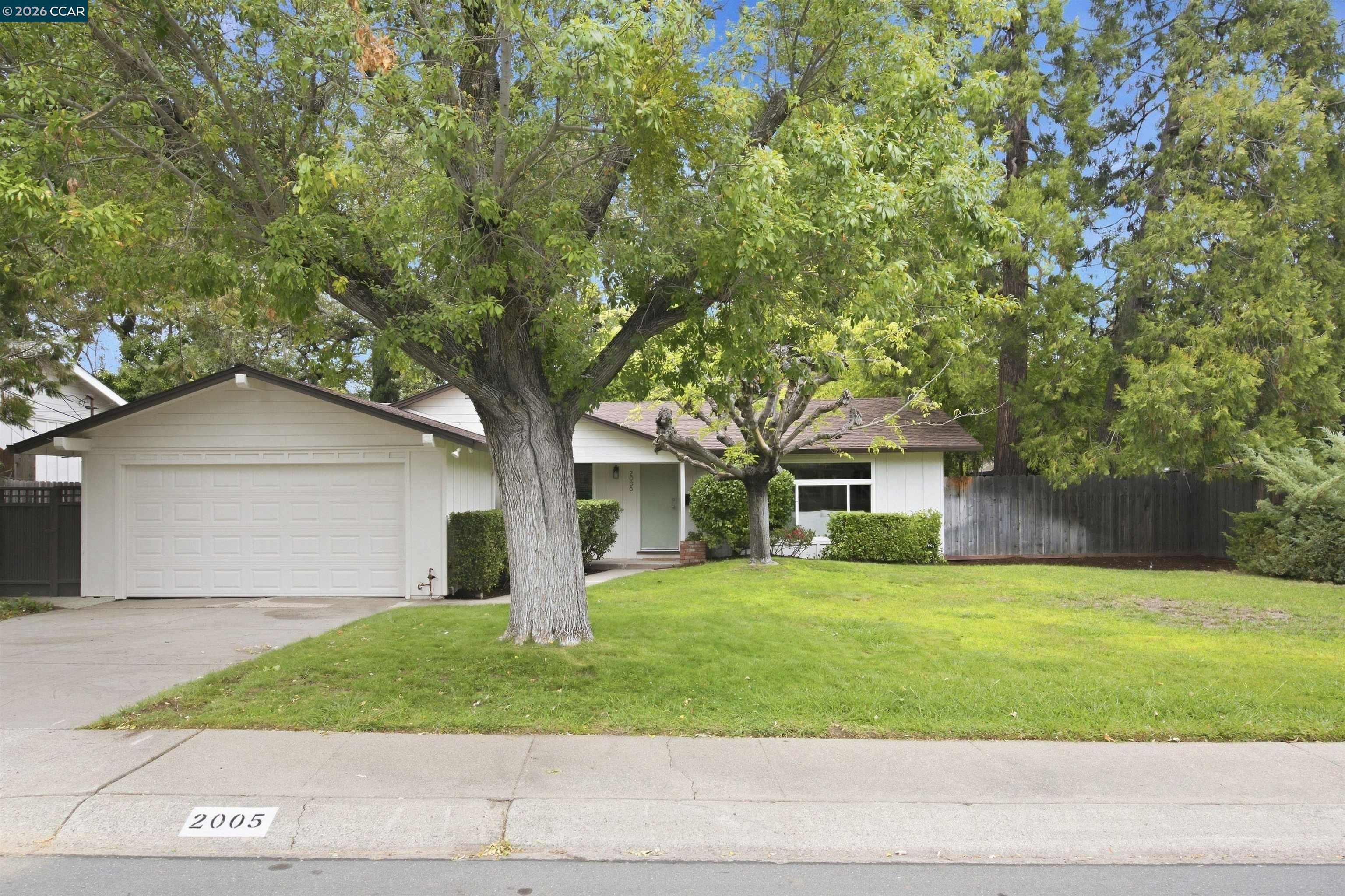 2005 Westover Dr