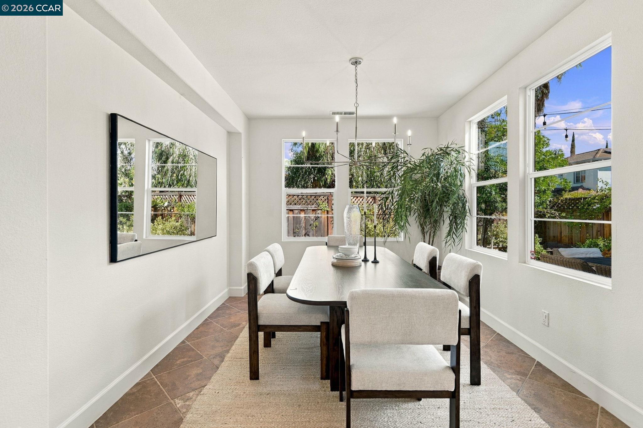 5279 S Montecito Dr