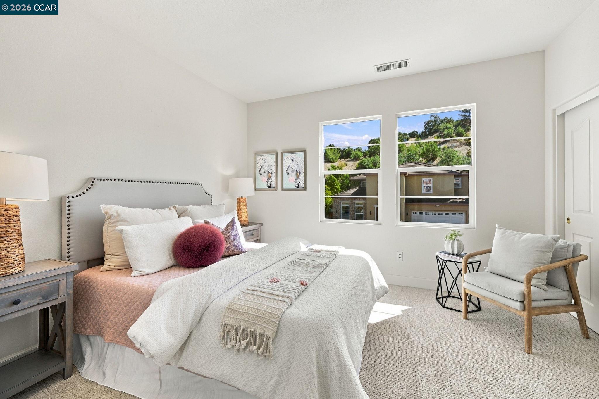5279 S Montecito Dr