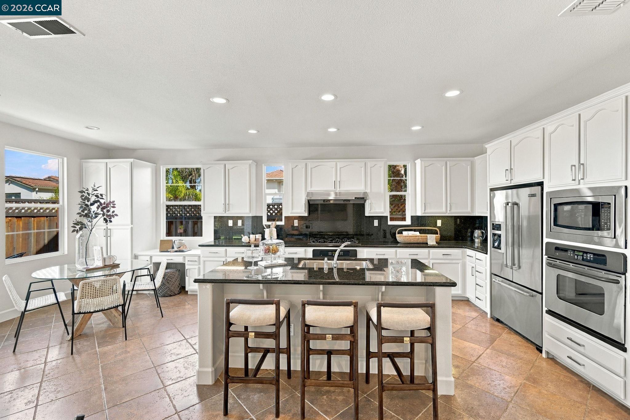 5279 S Montecito Dr