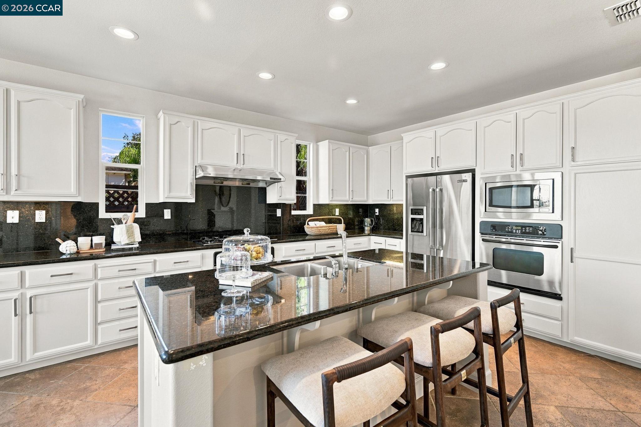 5279 S Montecito Dr