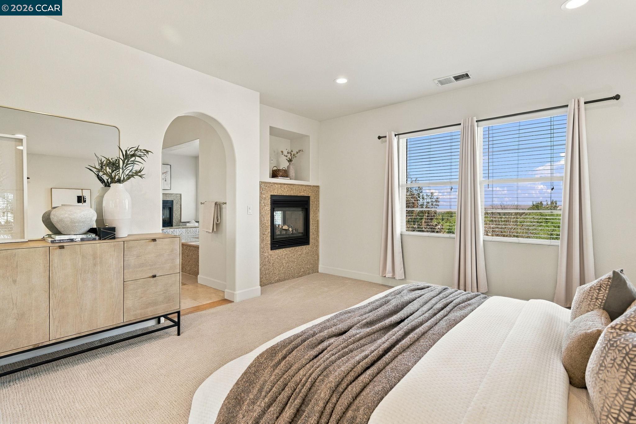 5279 S Montecito Dr