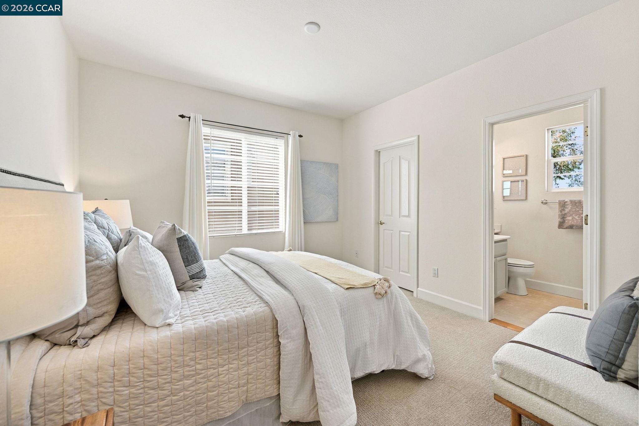 5279 S Montecito Dr