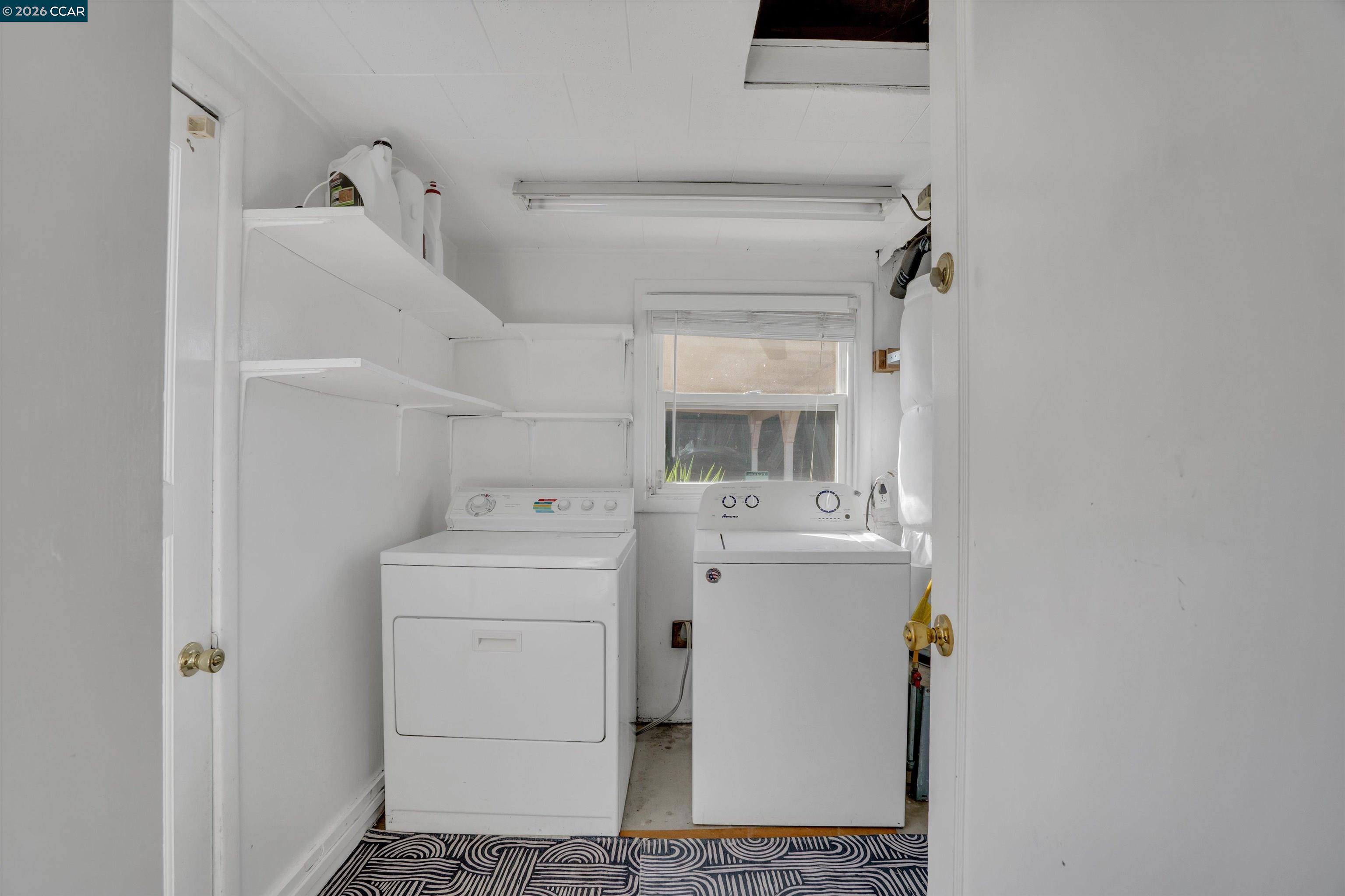 42 E 13Th St