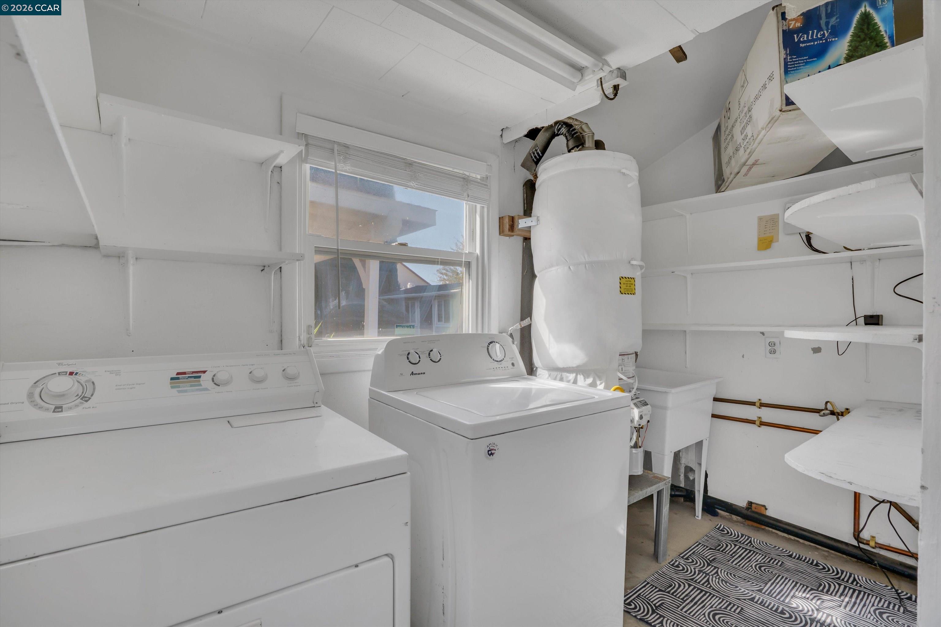 42 E 13Th St