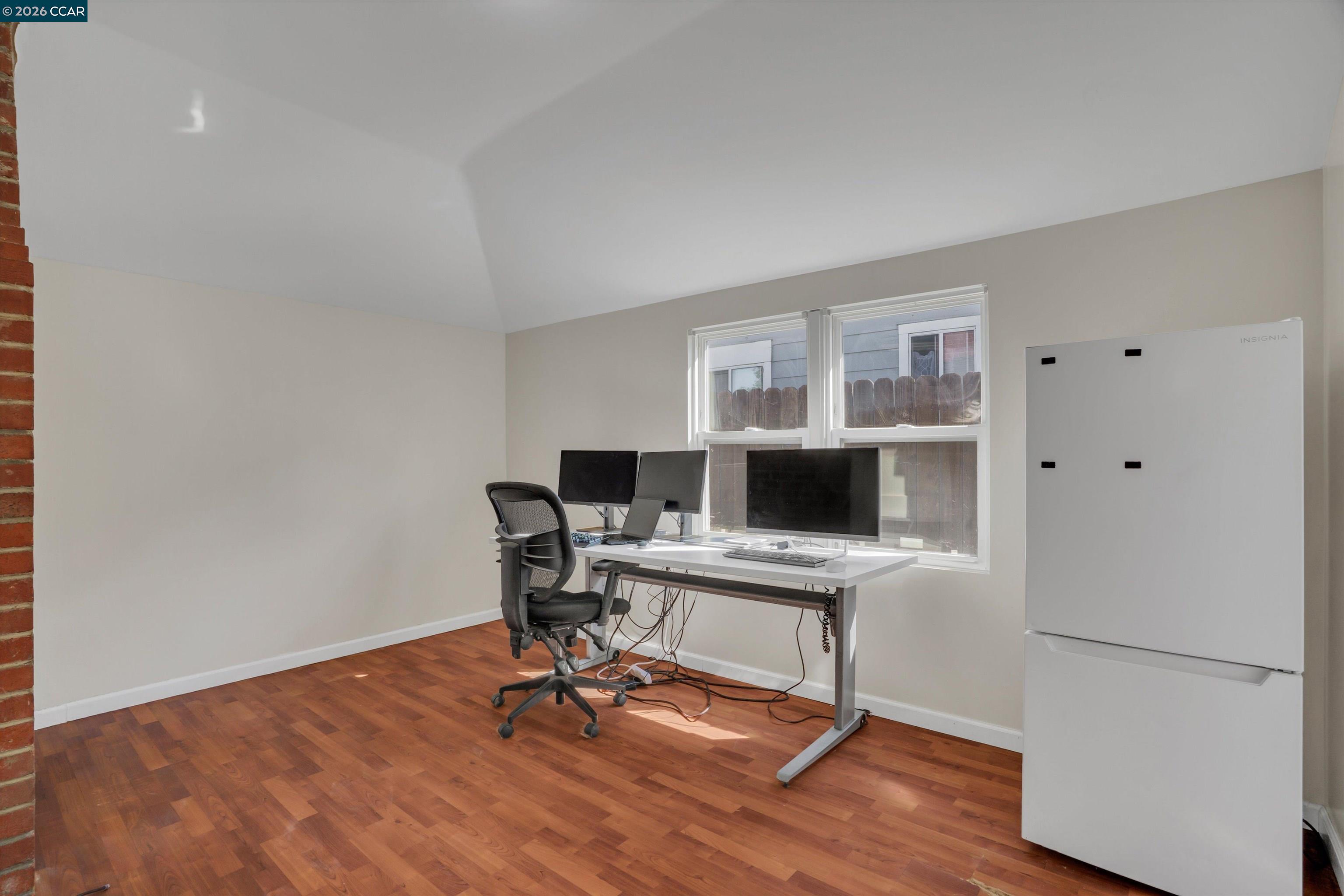 42 E 13Th St