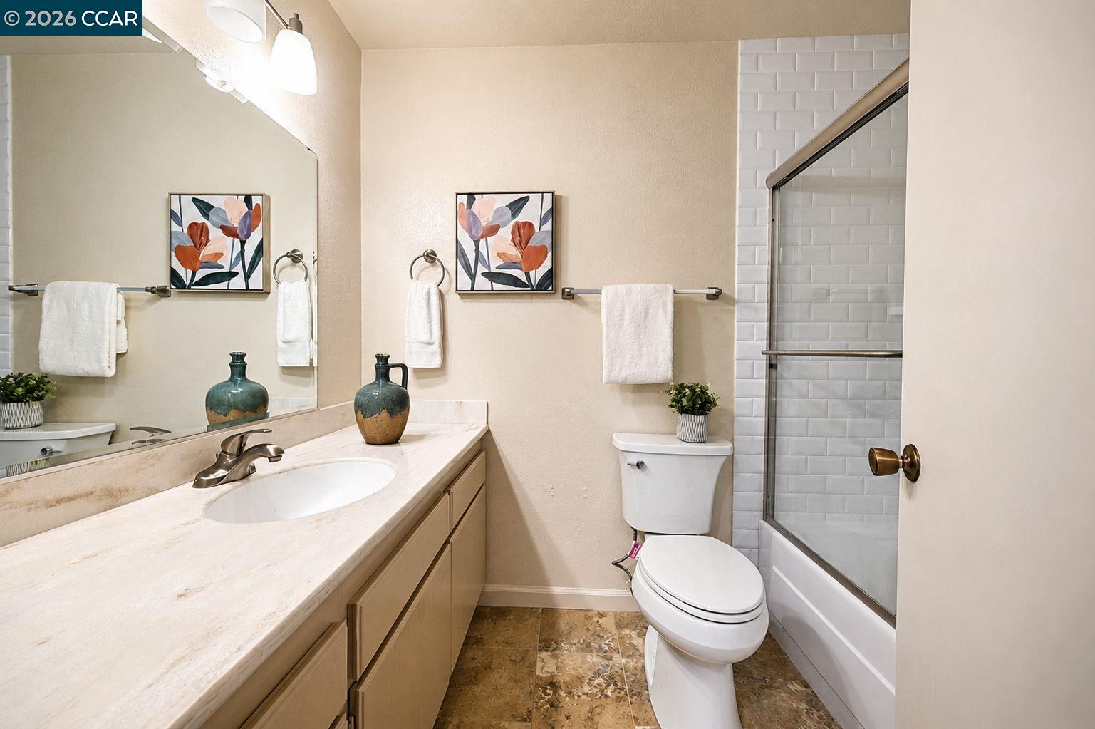 1284 Pinecrest Dr