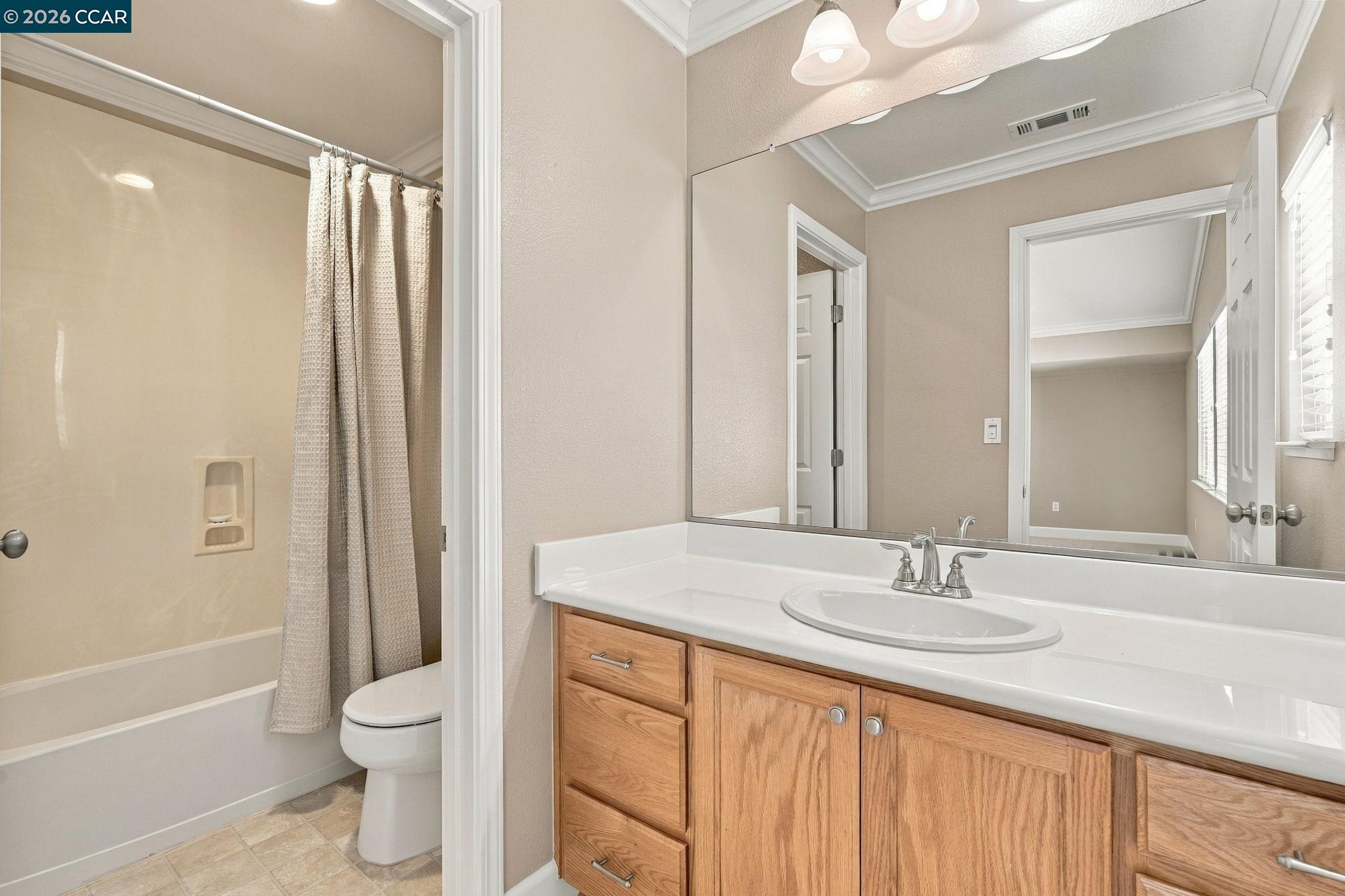 405 Emerson Ct