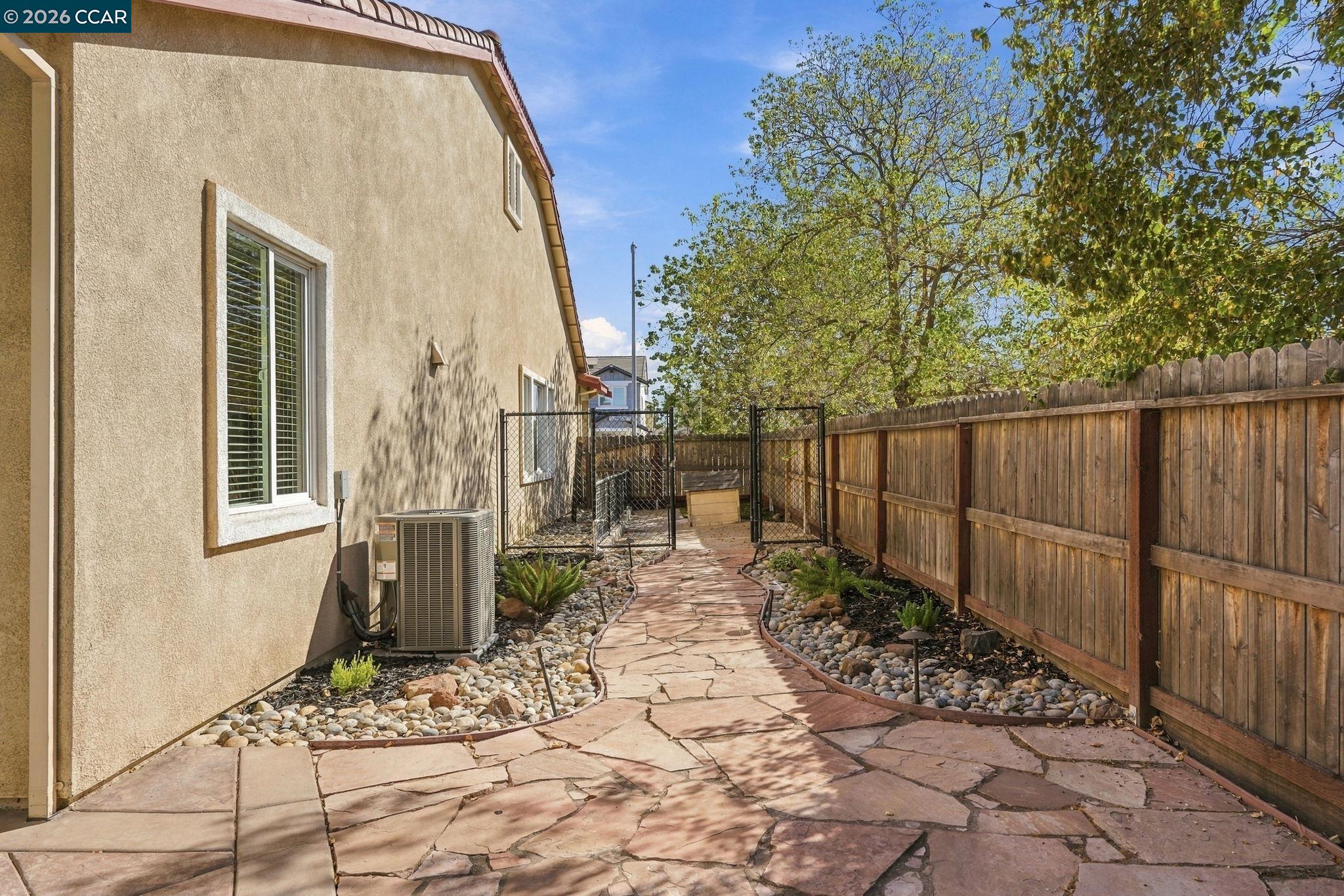 405 Emerson Ct