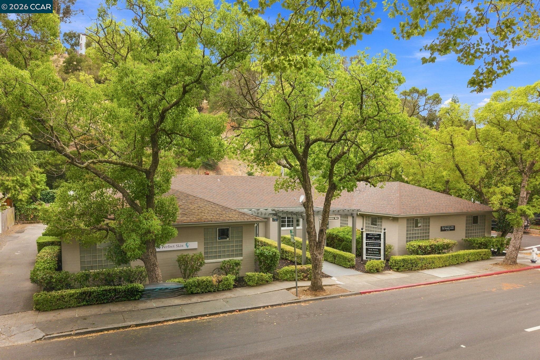 1210 Alhambra Ave