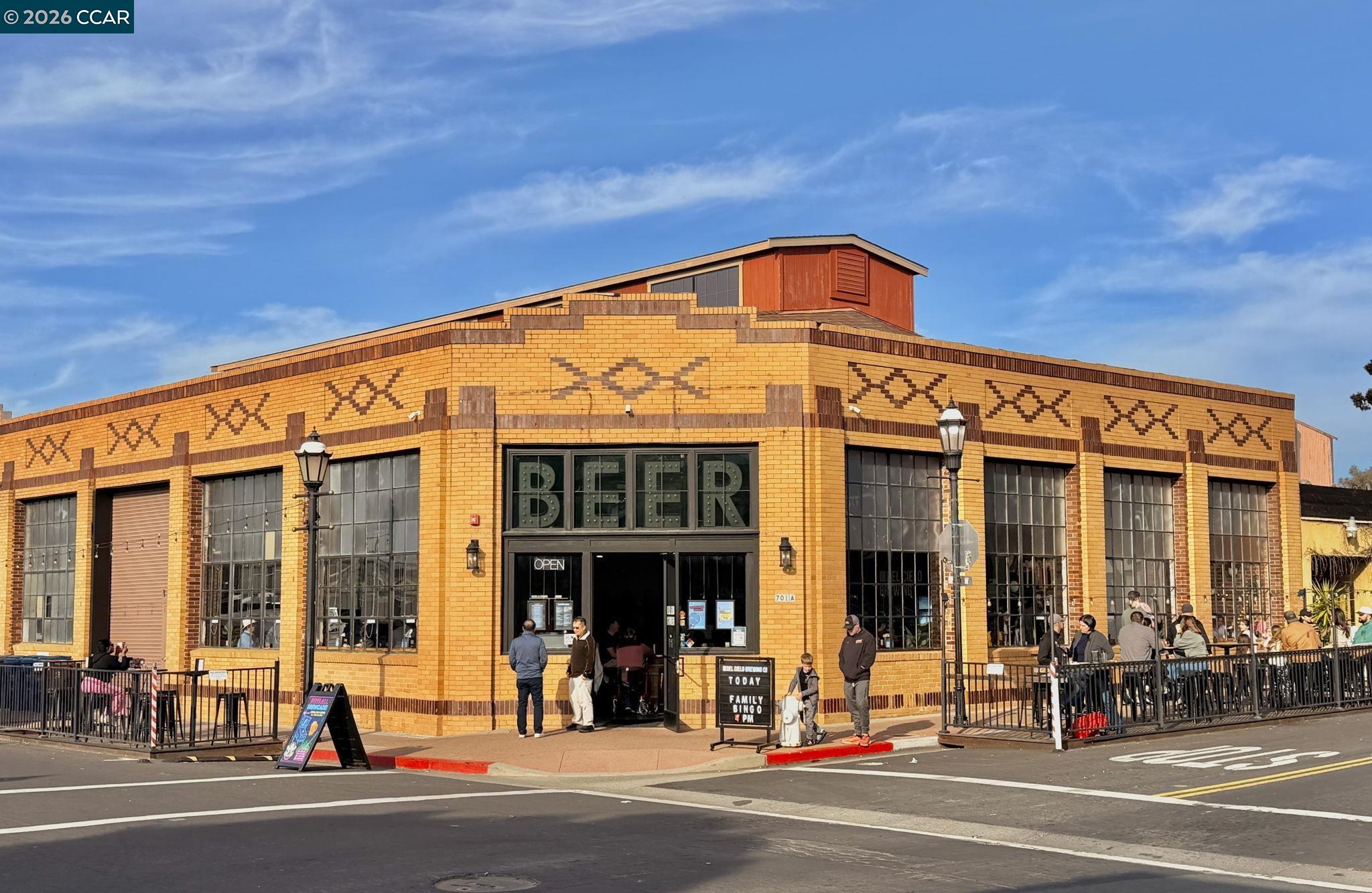 1210 Alhambra Ave