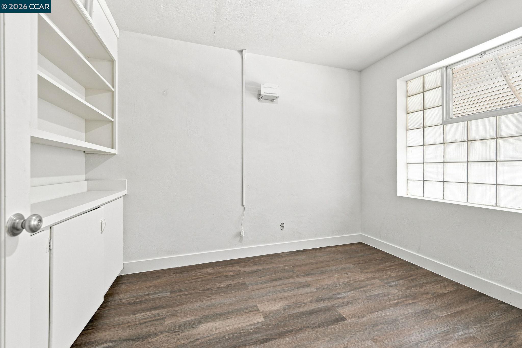 1210 Alhambra Ave