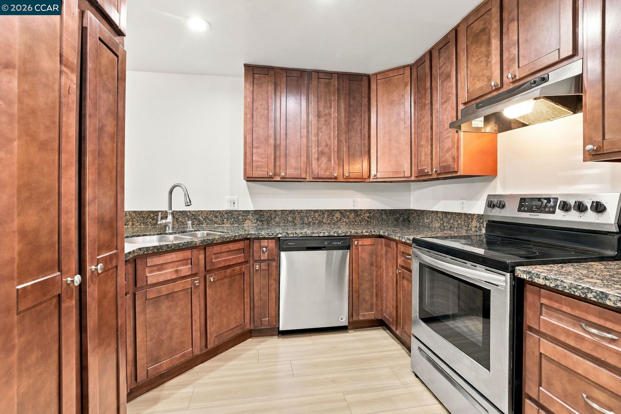 1670 Clayton Rd # 3