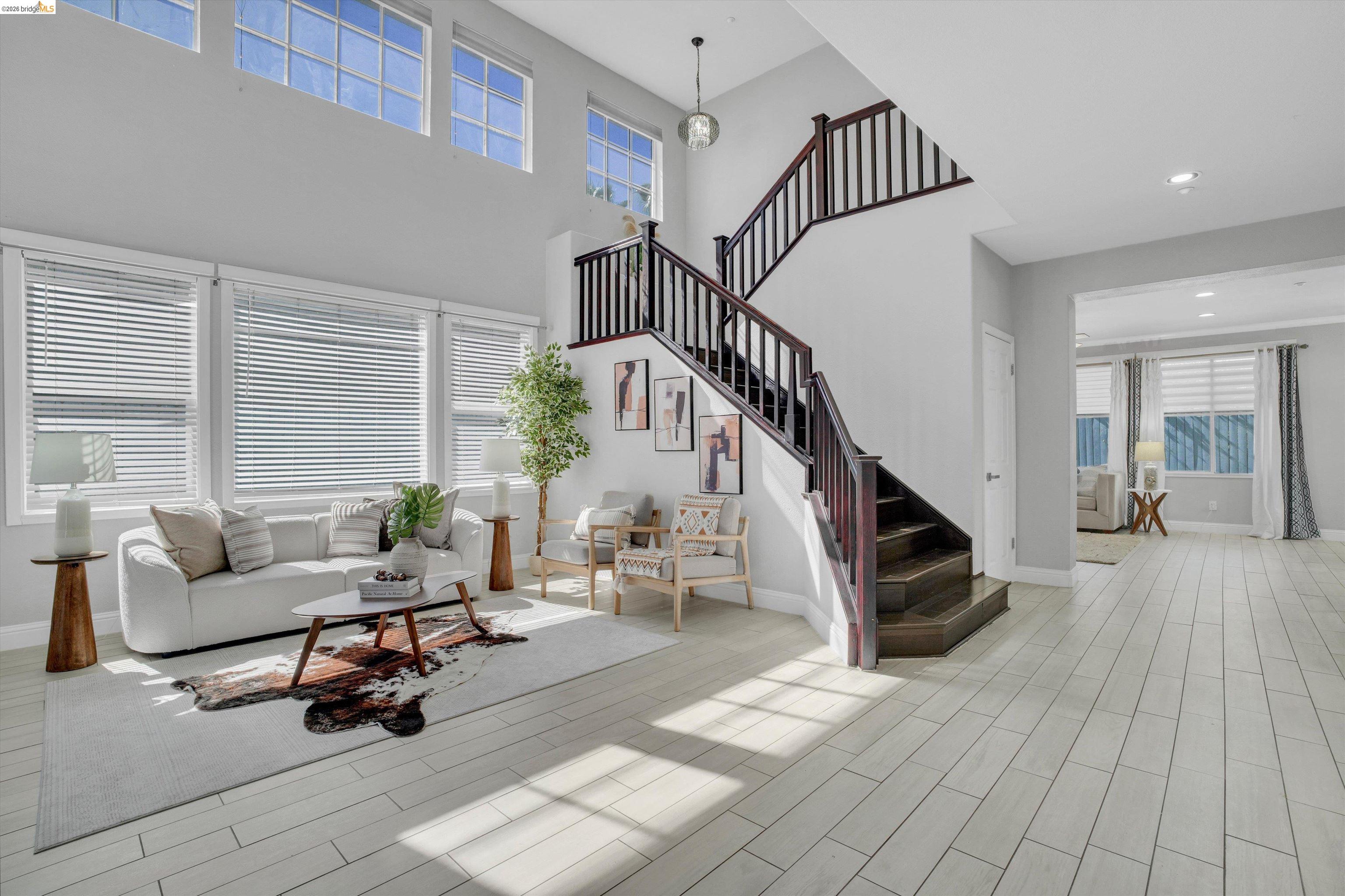 1315 Muscat Ct