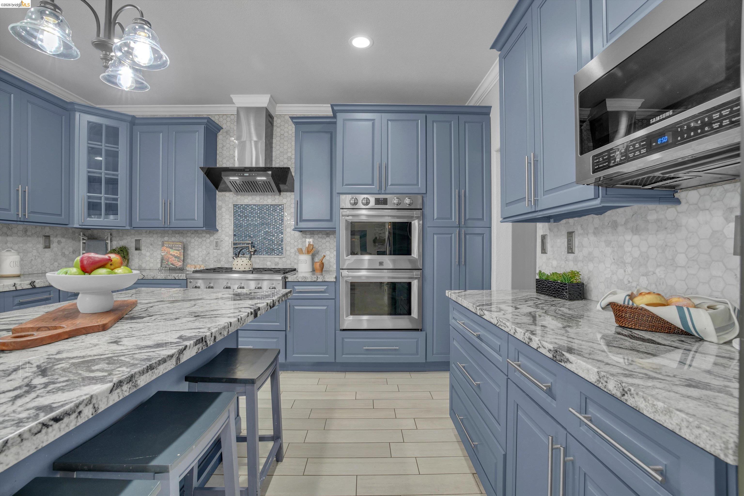 1315 Muscat Ct