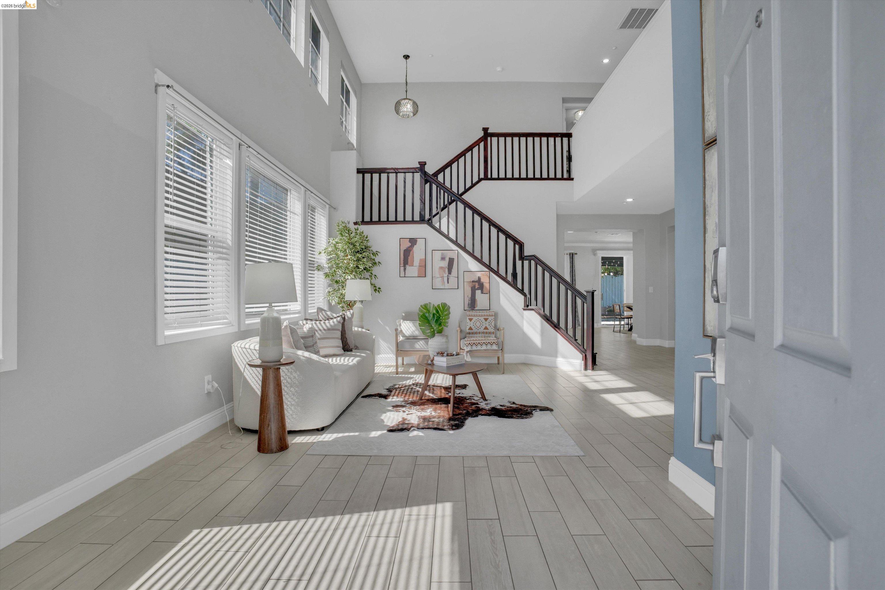 1315 Muscat Ct
