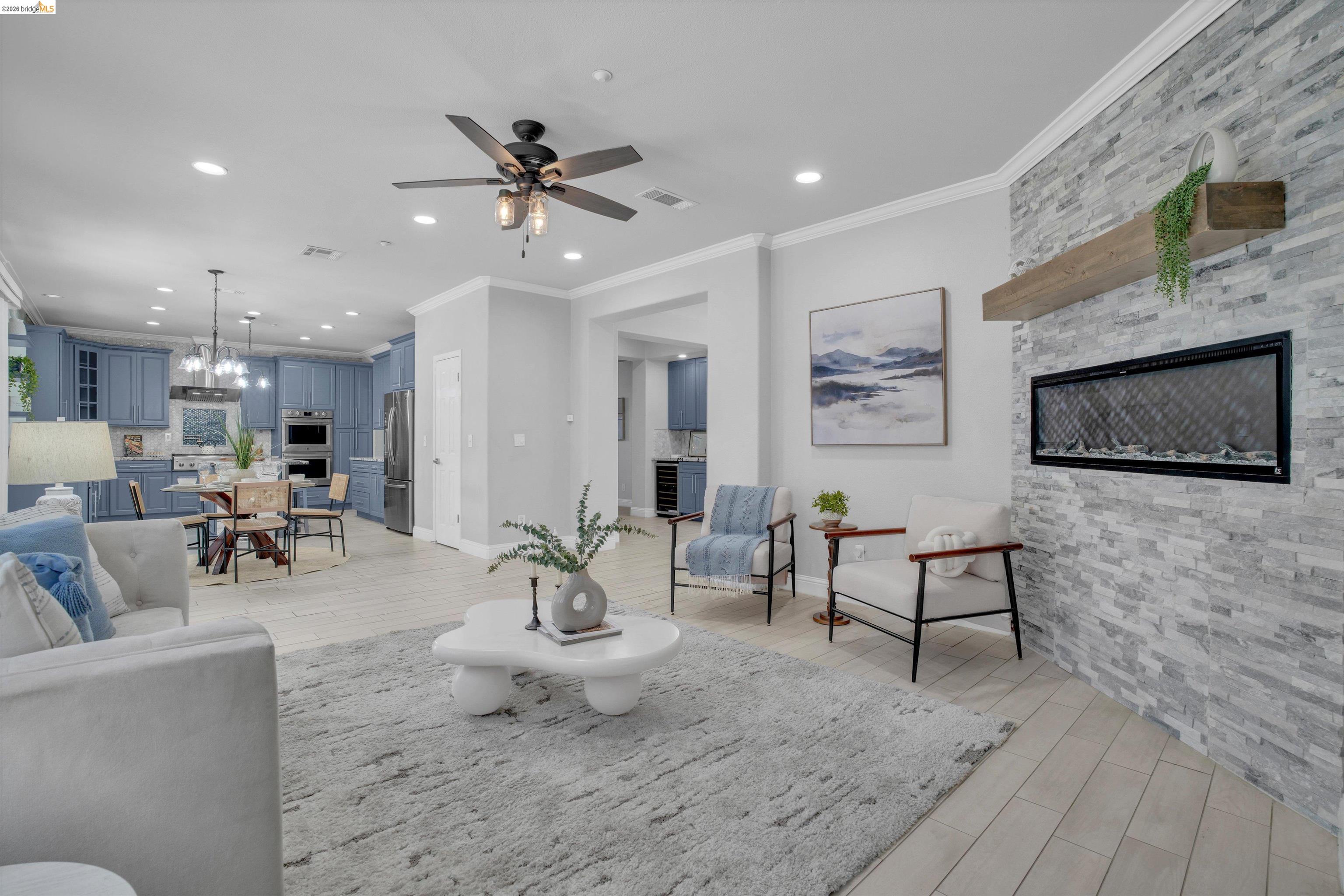 1315 Muscat Ct
