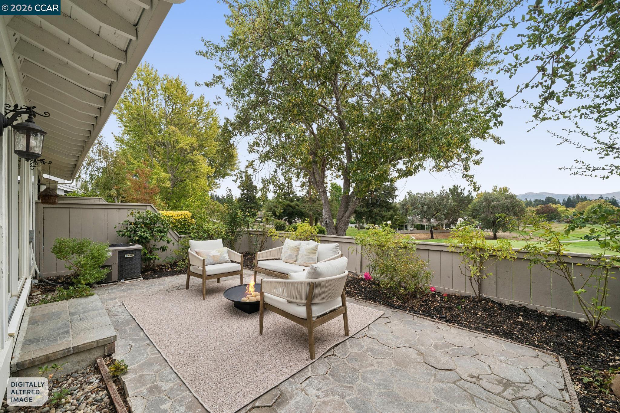511 Rolling Hills Ln
