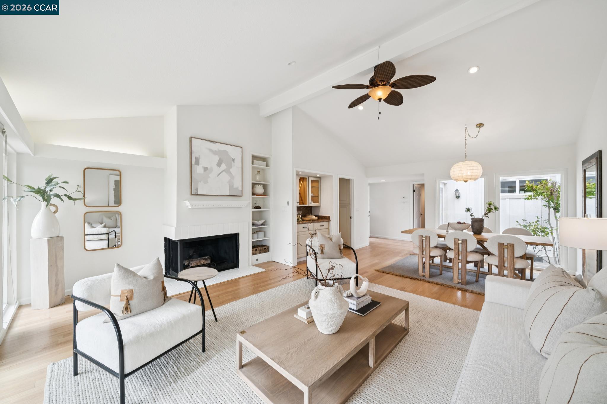 511 Rolling Hills Ln