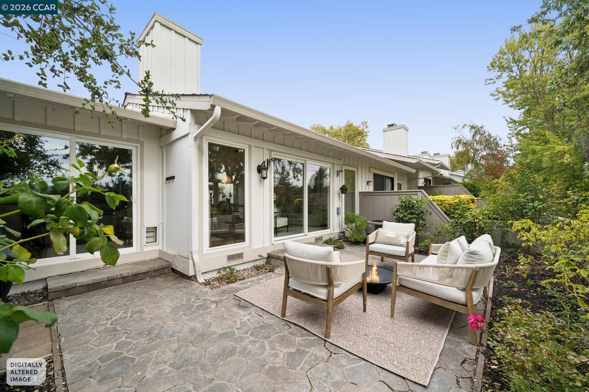 511 Rolling Hills Ln