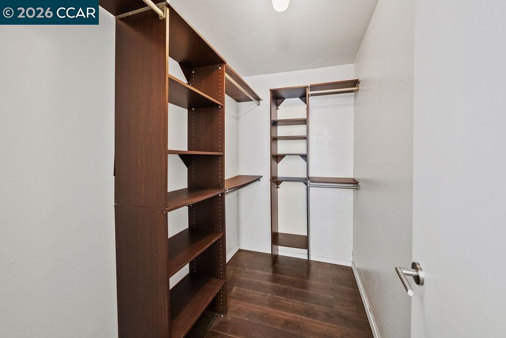 571 Europa Ct